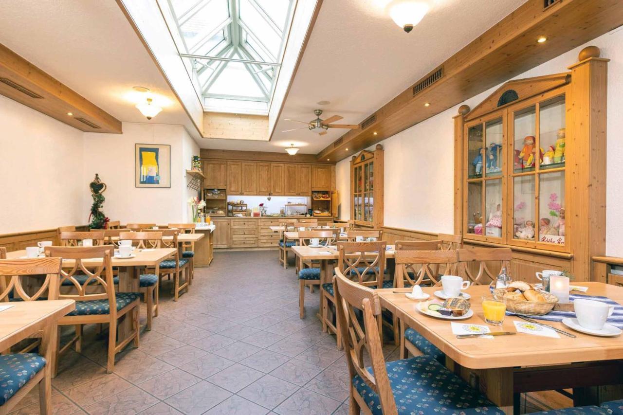 Hotel Restaurant Goldener Hirsch Donauwörth Extérieur photo